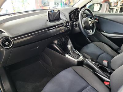 2015 Mazda Demio - Thumbnail