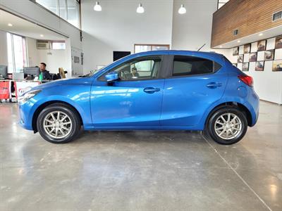 2015 Mazda Demio - Thumbnail