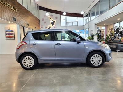 2015 Suzuki Swift - Thumbnail