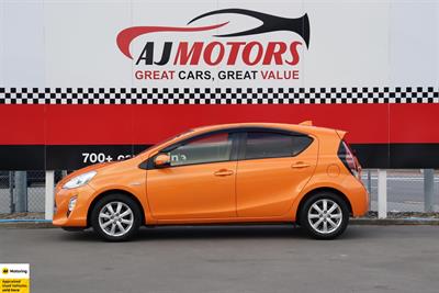 2016 Toyota Aqua - Thumbnail