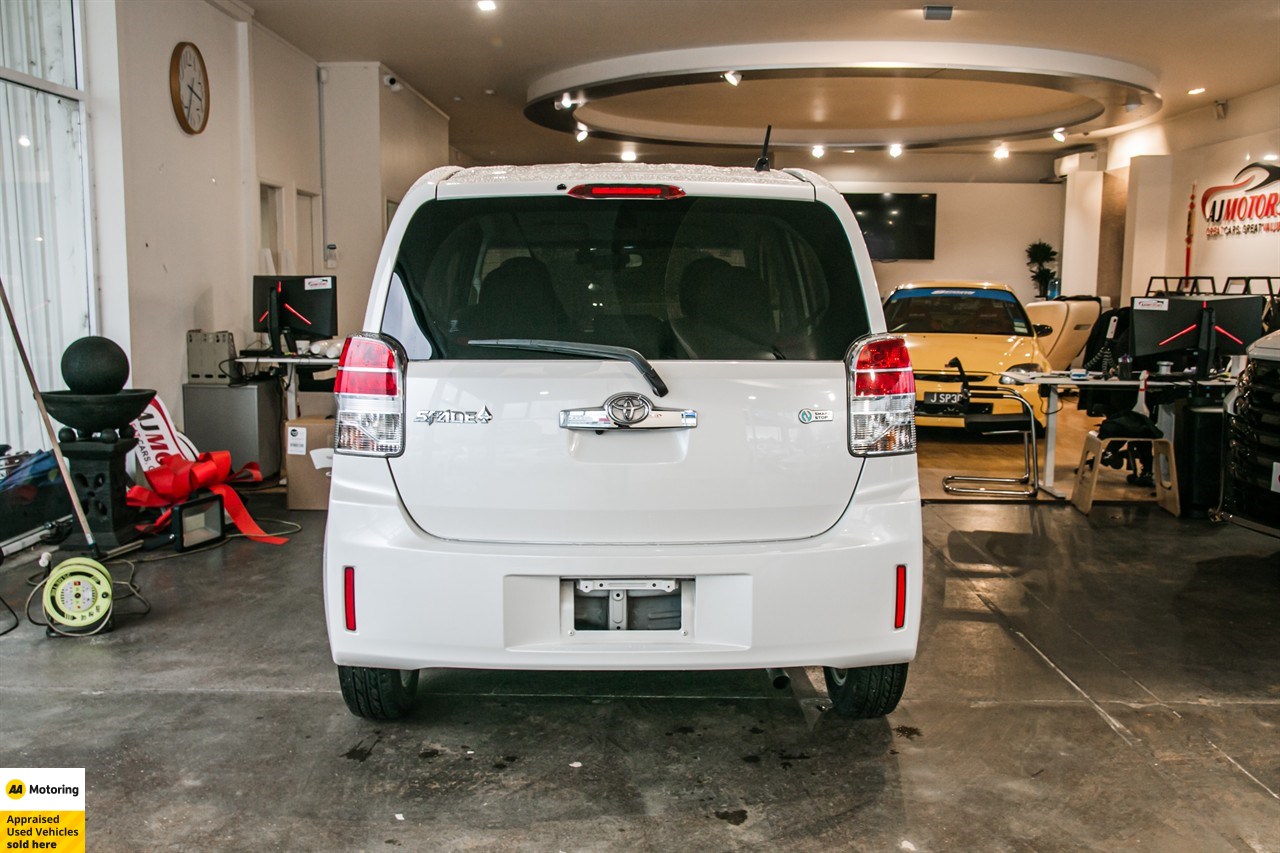 2012 Toyota Spade