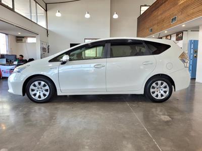 2012 Toyota Prius - Thumbnail