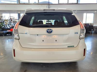 2012 Toyota Prius - Thumbnail