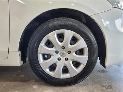 2012 Toyota Prius - Thumbnail