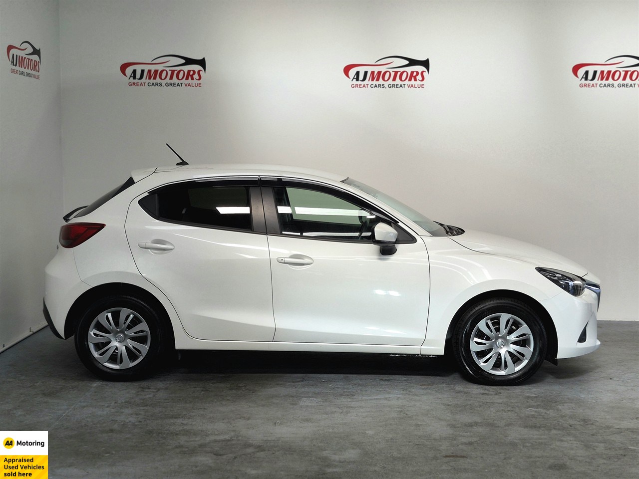 2019 Mazda Demio