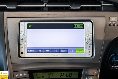 2013 Toyota Prius - Thumbnail