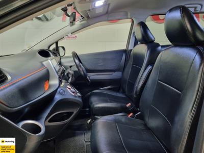 2017 Toyota Sienta - Thumbnail