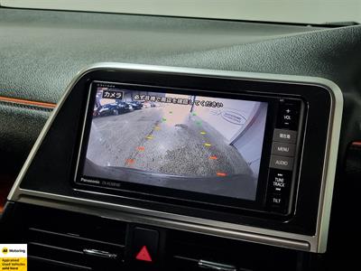 2017 Toyota Sienta - Thumbnail