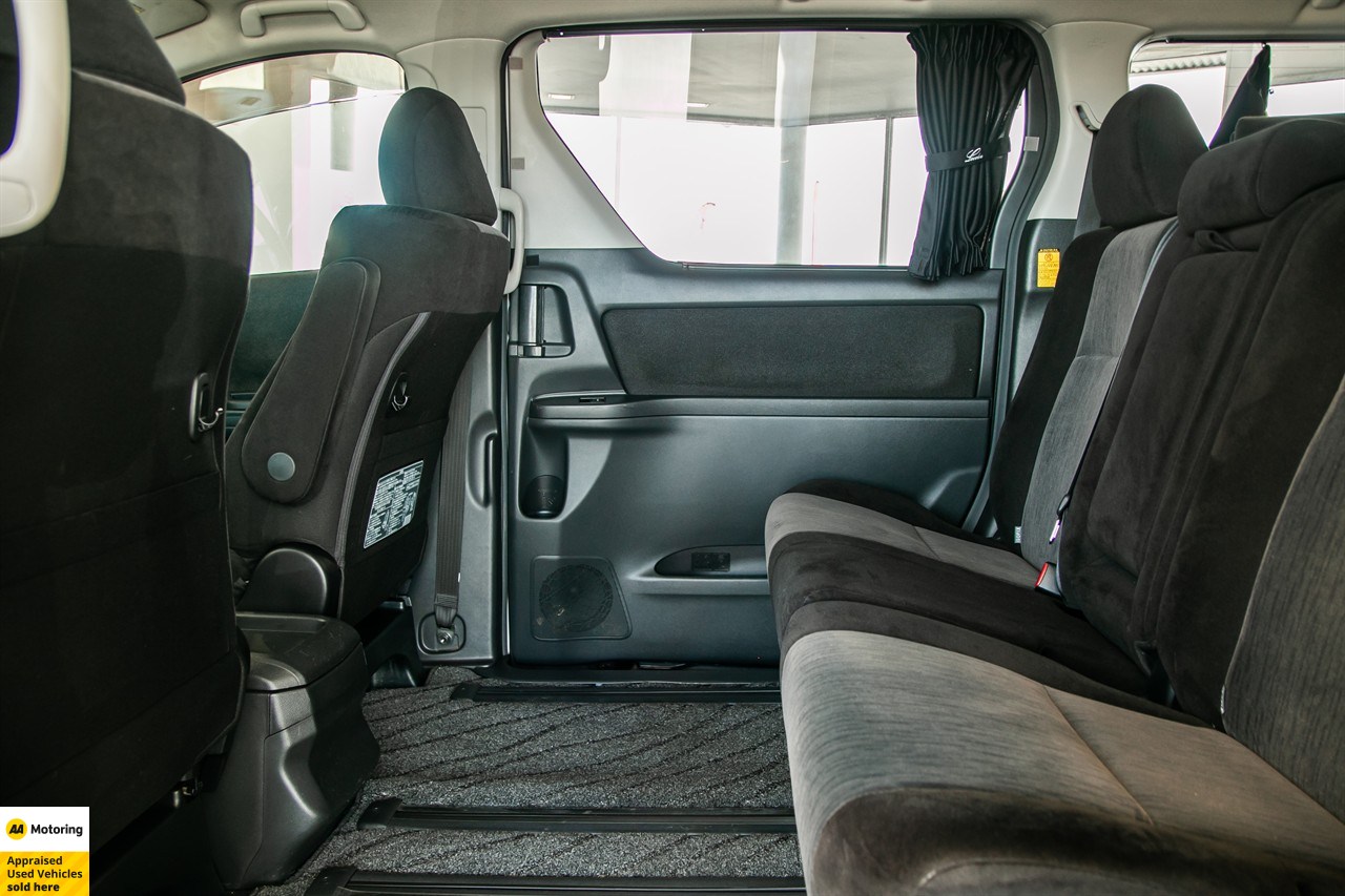 2013 Toyota Vellfire