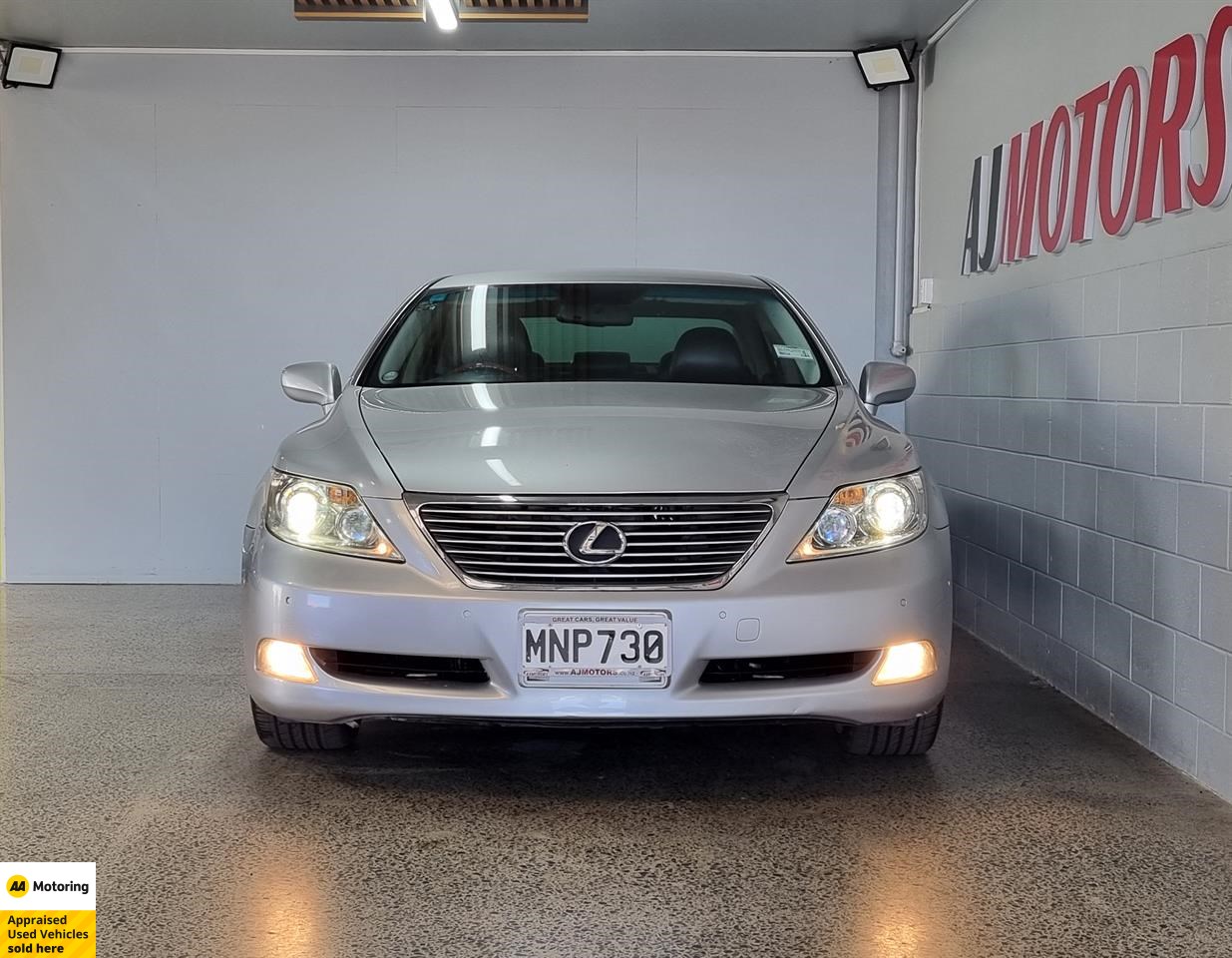 2007 Lexus LS 460