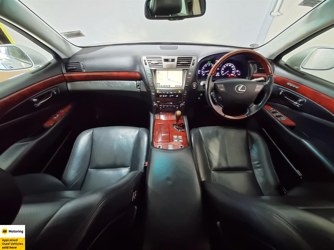 2007 Lexus LS 460