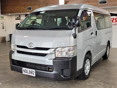 2015 Toyota Hiace - Thumbnail