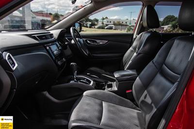 2014 Nissan X-Trail - Thumbnail