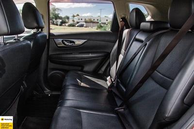 2014 Nissan X-Trail - Thumbnail