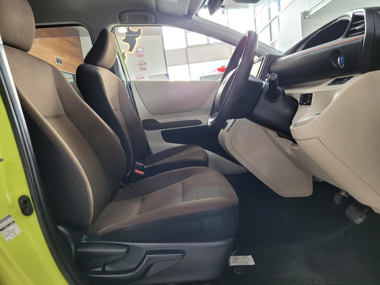 2015 Toyota Sienta