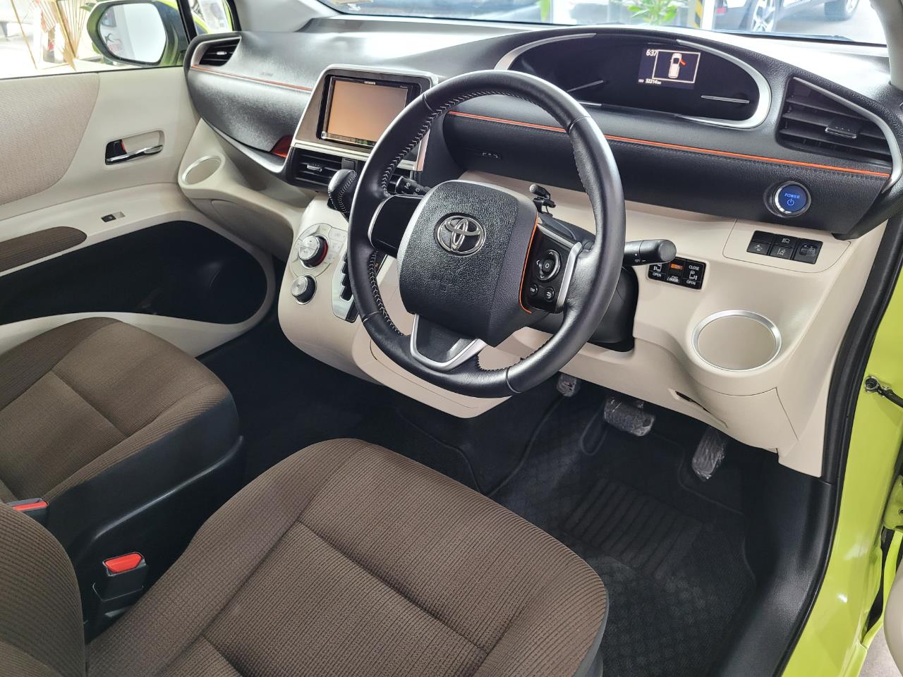 2015 Toyota Sienta