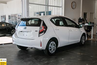 2019 Toyota Aqua - Thumbnail