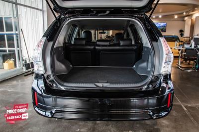 2012 Toyota Prius - Thumbnail
