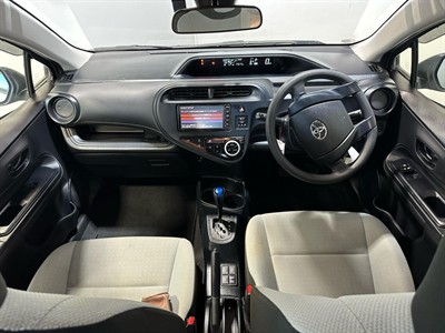2020 Toyota Aqua - Thumbnail