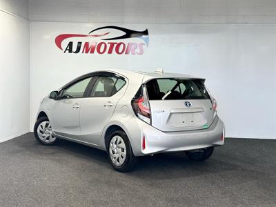 2020 Toyota Aqua - Thumbnail