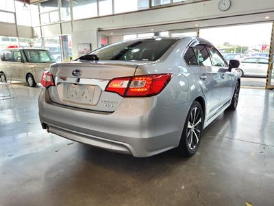 2015 Subaru Legacy - Thumbnail