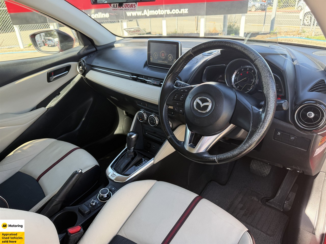 2016 Mazda Demio