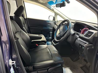 2015 Honda Odyssey - Thumbnail