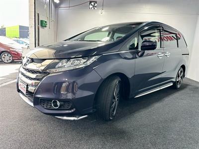 2015 Honda Odyssey - Thumbnail