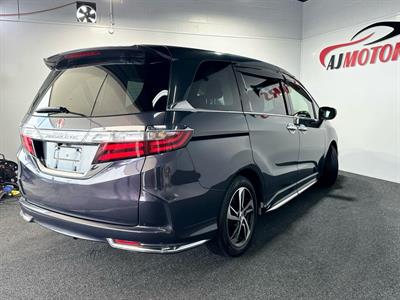 2015 Honda Odyssey - Thumbnail