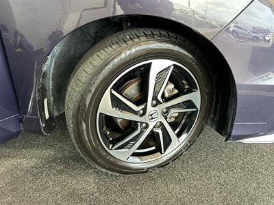 2015 Honda Odyssey - Thumbnail