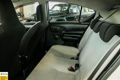 2020 Toyota Aqua - Thumbnail