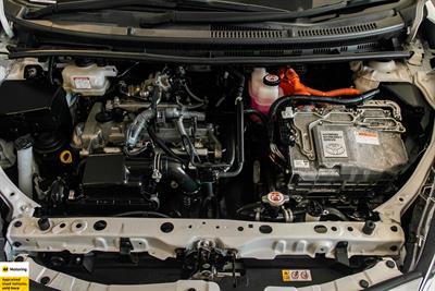 2020 Toyota Aqua - Thumbnail