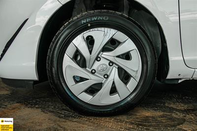 2020 Toyota Aqua - Thumbnail