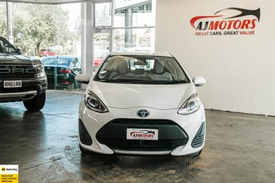 2020 Toyota Aqua - Thumbnail