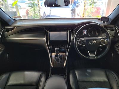 2015 Toyota Harrier - Thumbnail