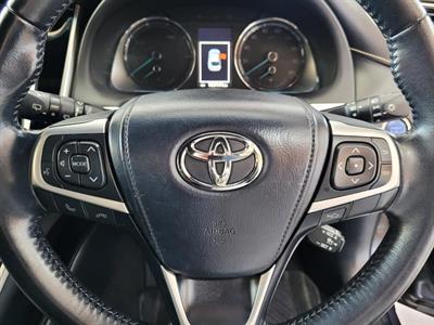 2015 Toyota Harrier - Thumbnail