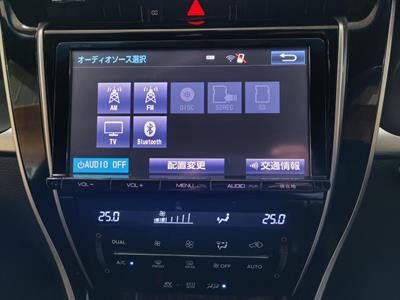 2015 Toyota Harrier - Thumbnail