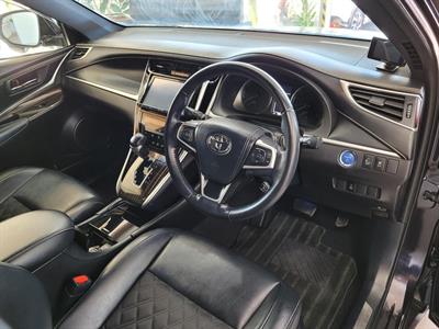 2015 Toyota Harrier - Thumbnail