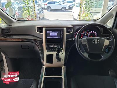 2013 Toyota Vellfire - Thumbnail
