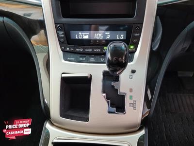 2013 Toyota Vellfire - Thumbnail