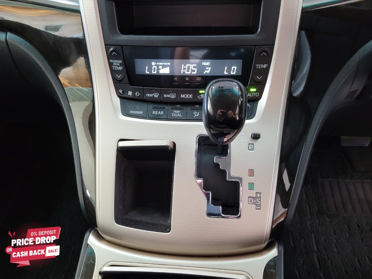2013 Toyota Vellfire