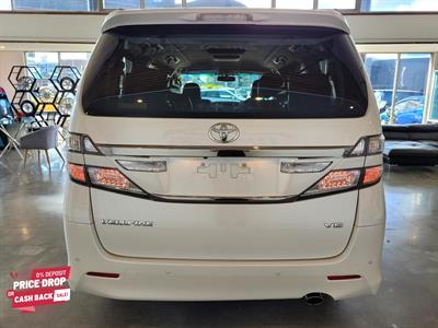 2013 Toyota Vellfire - Thumbnail