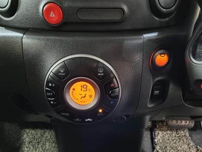 2014 Nissan Cube - Thumbnail
