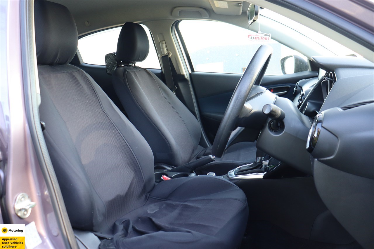 2014 Mazda Demio