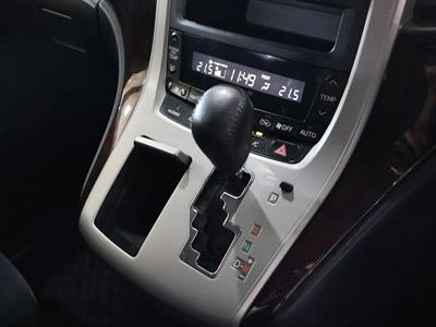 2013 Toyota Vellfire - Thumbnail