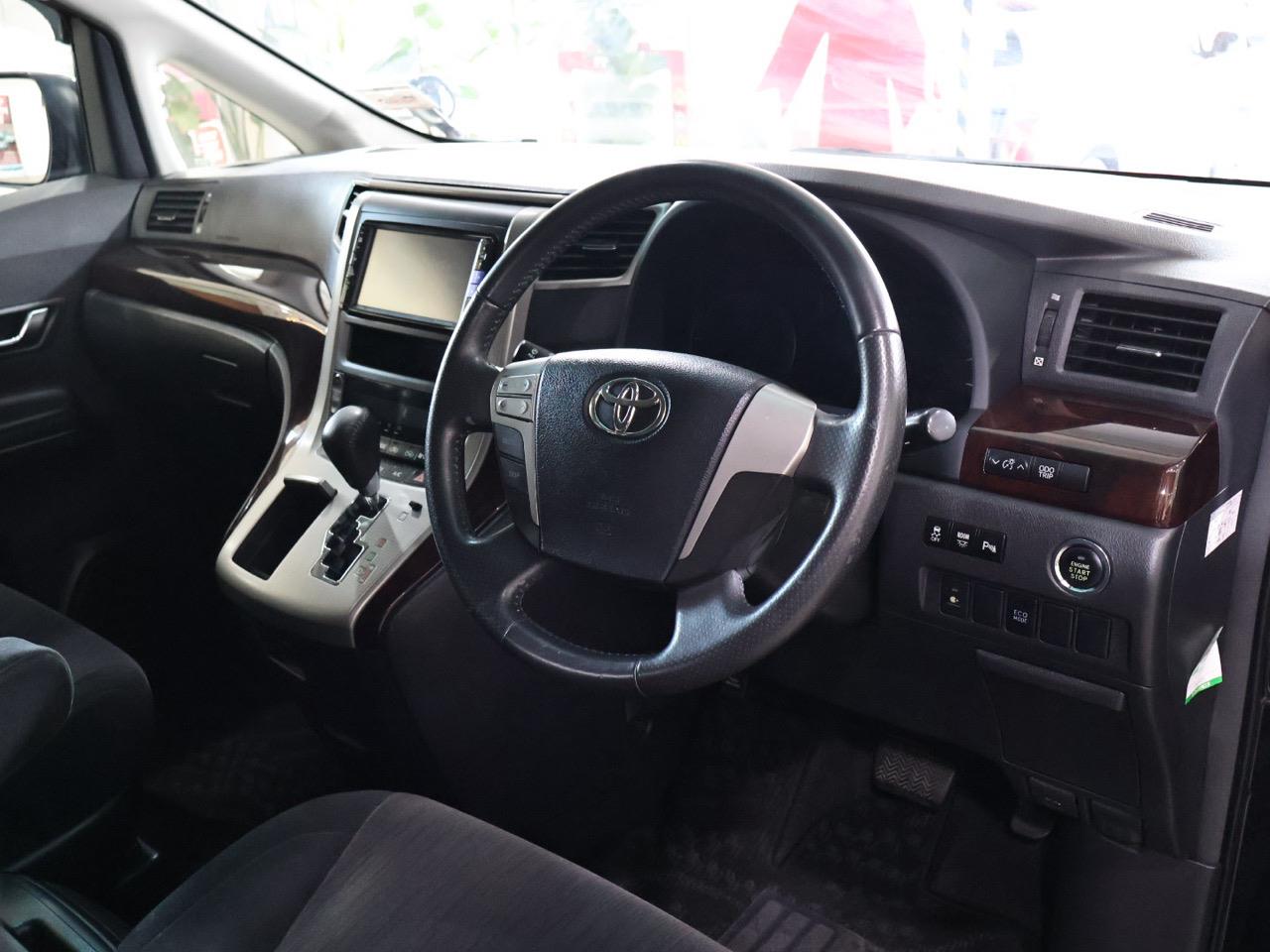 2013 Toyota Vellfire