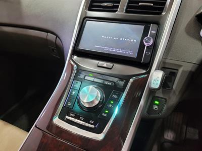2014 Toyota Sai - Thumbnail