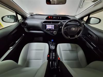 2018 Toyota Aqua - Thumbnail