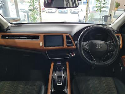 2017 Honda Vezel - Thumbnail