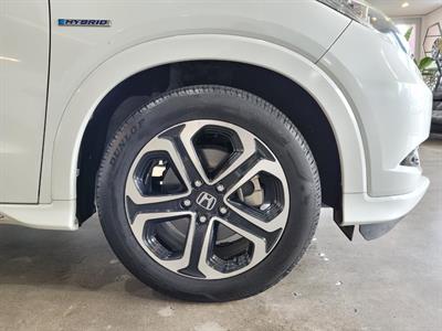 2017 Honda Vezel - Thumbnail